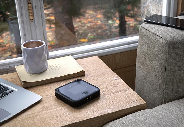 Nighthawk M5 5G WiFi 6 流動WiFi(熱點)路由器 (MR5200)