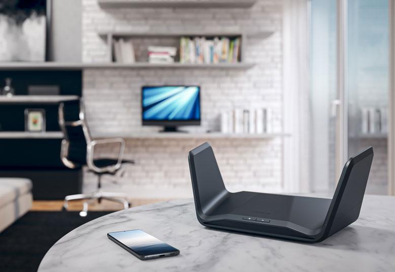 Nighthawk®三頻WiFi 6E 路由器 (RAXE300)
