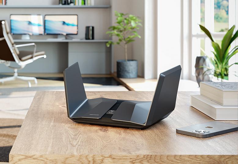 Nighthawk®三頻WiFi 6E 路由器 (RAXE500)